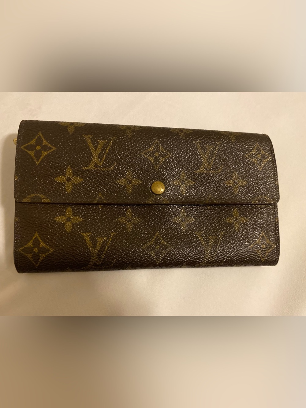 Louis Vuitton Sarah Wallet Monogram Canvas Wallet in Brown with Gold Hardware